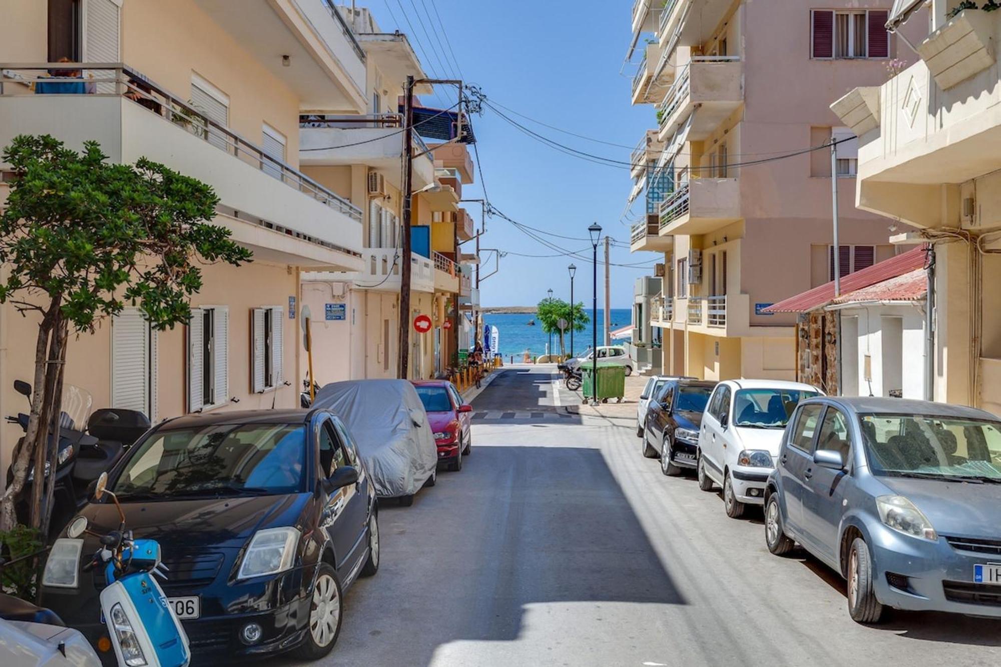 Samouil Apartment Steps From The Beach Chania  Екстер'єр фото
