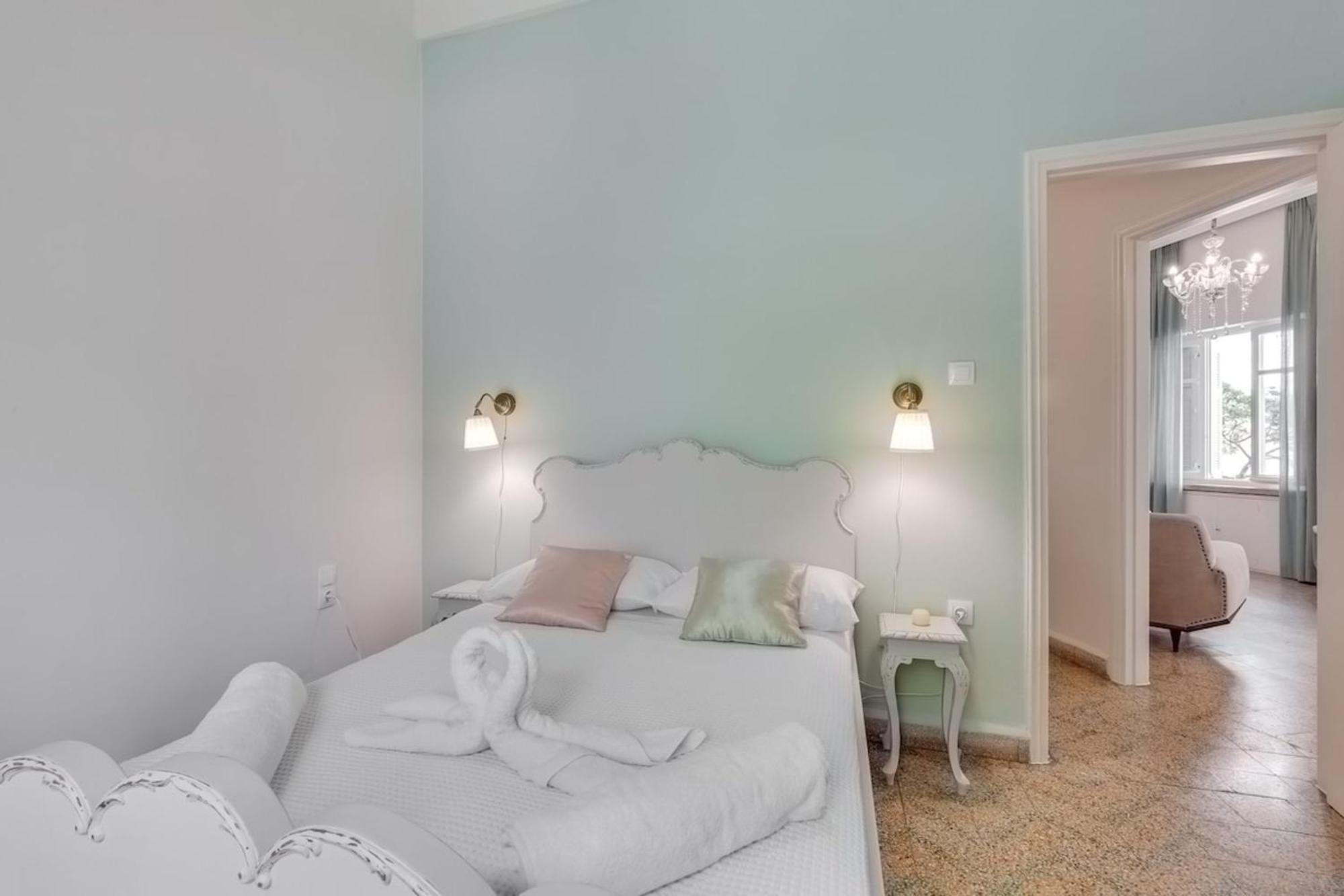 Samouil Apartment Steps From The Beach Chania  Екстер'єр фото
